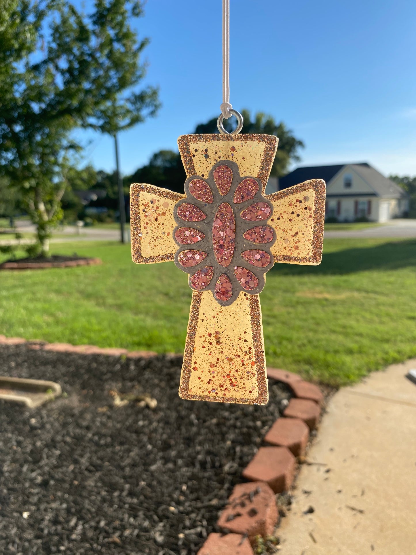 Cross